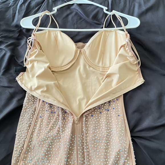 Party dress - Picture 3 of 3